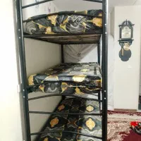 تخت سه طبقه