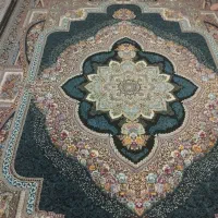 فرش بسیار تمیز و زیبا ۹متری سه عدد