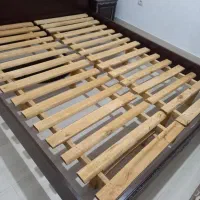 کف تخت خواب