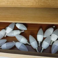 لامپ ال ای دی 7 وات شمعی افراتاب پایه E14 افتابی|لامپ و چراغ|قدس, شهرقدس|دیوار