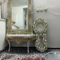 میز و آینه