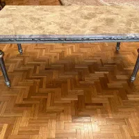 میز  جلو مبل پایه چوبی با صفحه سنگ