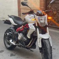 بنلی ۳۰۰ مدل ۹۵ وارداتی ۳۰۲ سی سی در حد صفر