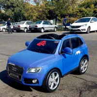 ماشین شارژی آئودی فلش خور