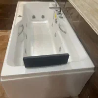 وان حمام آمریکایی درحدنوبسیار تمیز