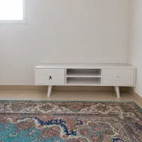 میزتلویزیون چوبی تمیز و درحد