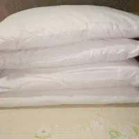 بالشت پر دست دوز