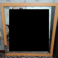 اینه مربع سالم و تمیز