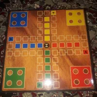 پک شش عددی شامل منچ شطرنج تخته نزد و...