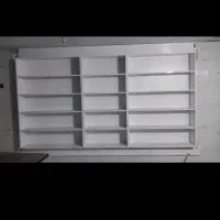 تعدادی میزوویترین