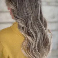 نیازمند مدل رنگ مو