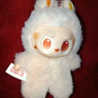 عروسک لبوبو