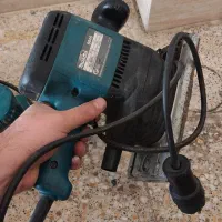 دوعدد سنباده لرزان ماکیتا مچی و بزرگ