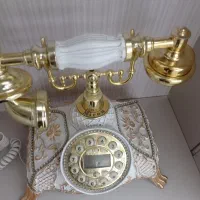 تلفن رومیزی سالم