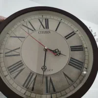 ساعت دیواری کاملا سالم