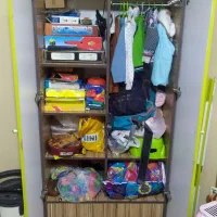 تخت و کمد کودک|تخت و صندلی بچه|شیراز, شهرک پرواز|دیوار