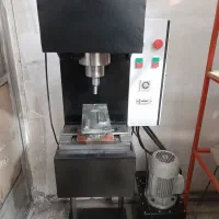 خدمات پرچ با دستگاه تمام هیدرولیک