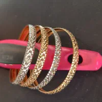 یک عدد النگوی نو نو خیلی براق سایز1 فروش فوری فردا|جواهرات|همدان, |دیوار