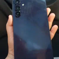 گوشی A15 پشت گوشی یک خش دارد