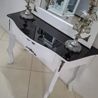 آیینه و میز و شمعدون.|مبلمان خانگی و میز عسلی|مشهد, فدک|دیوار