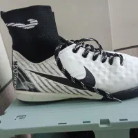 کفش فوتسال|کیف، کفش، کمربند|رزن, |دیوار