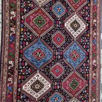 فرش دستبافت ۱.۵ در ۲.۵