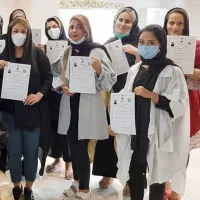 آموزش وارائه مدرک فنی حرفهای تمامی لاینهای آرایشی