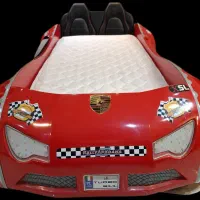 تخت کودک مدل پورشه قرمز از برند آپادانا