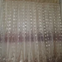 تعدادی پرده حریر و تور و پارچه پرده دوخته نشده|پرده، رانر، رومیزی|پردیس, فاز ۳|دیوار