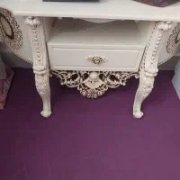میز تلوزیون کاملا سالم یه سال استفاده شده