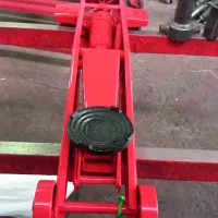 باسلام خدمت شما به یک نفرجوشکارنیمه ماهر نیازمندیم