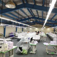 پیراهن دوز ماهر