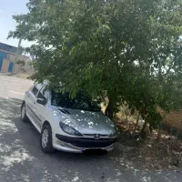 پژو ۲۰۶ تیپ ۲ نقره ای مدل ۱۳۸۳ موتور پلمپ و سالم|خودرو سواری و وانت|بوئین زهرا, |دیوار