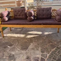 تخت سنتی چوبی راش با کفی و بالشتک ترمه|صندلی و نیمکت|یزد, |دیوار