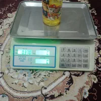 ترازو دیجیتالی در حد نو یه بار استفاده شده