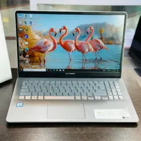 Asus فوق‌العاده تمیز نسل 8 صفحه IPS Full HD