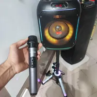 اسپیکر حرفه ای با پایه rgb یک سال گارانتی تعویض