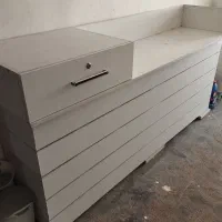 میز ودکوری وسط