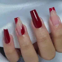 خدمات ناخن(کاشت ناخن)