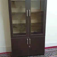 کمد کتابخانه تمیز