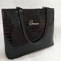 کیف دستی  و دوشی ورنی دنیز