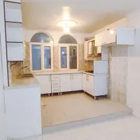 فروش آپارتمان ۵۸متری_۲خوابه_طبقه اول (چسب مترو)