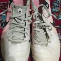 استوک کفش چمن اورجینال ۴۳