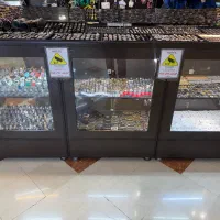 همکاری در غرفه بدلیجات تیراژه ۱