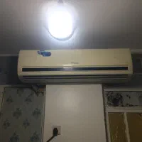 کولر دو تیکه. نیاز ب تعمیر فروشی هس.