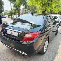 دنا پلاس اتوماتیک، مدل ۱۴۰۱