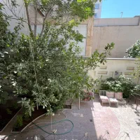 ۱۰۰متر ۲خواب مجاورت کاخ نیاوران/دلباز و هنری/مجرد