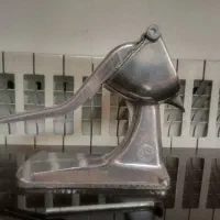 آب انار گیری دستی