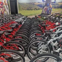 دوچرخه 26 کنندل حرفه‌ای رنگ مشکی قرمز سفید