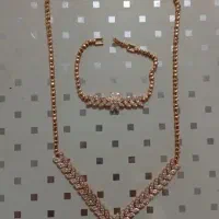 نیم ست گردنبند و دستبند نو